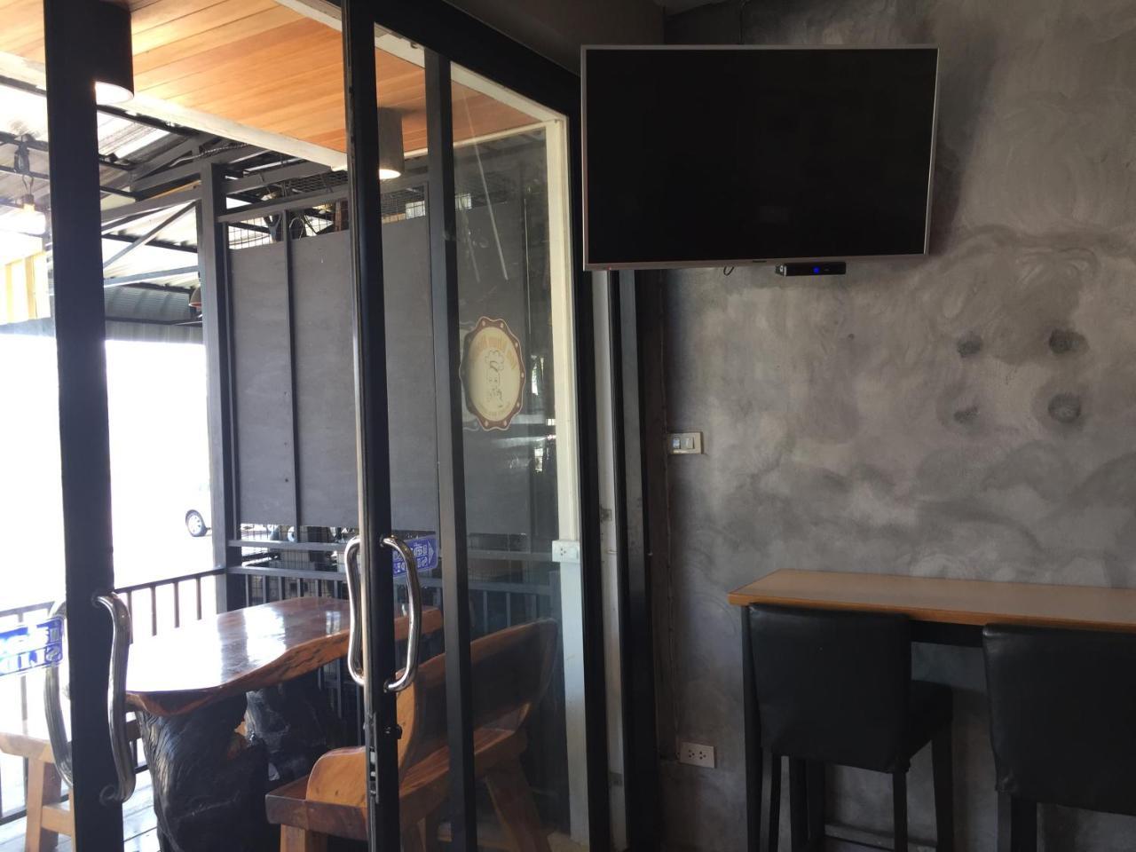 You In House Urt Surathani Airport Surat Thani Ngoại thất bức ảnh