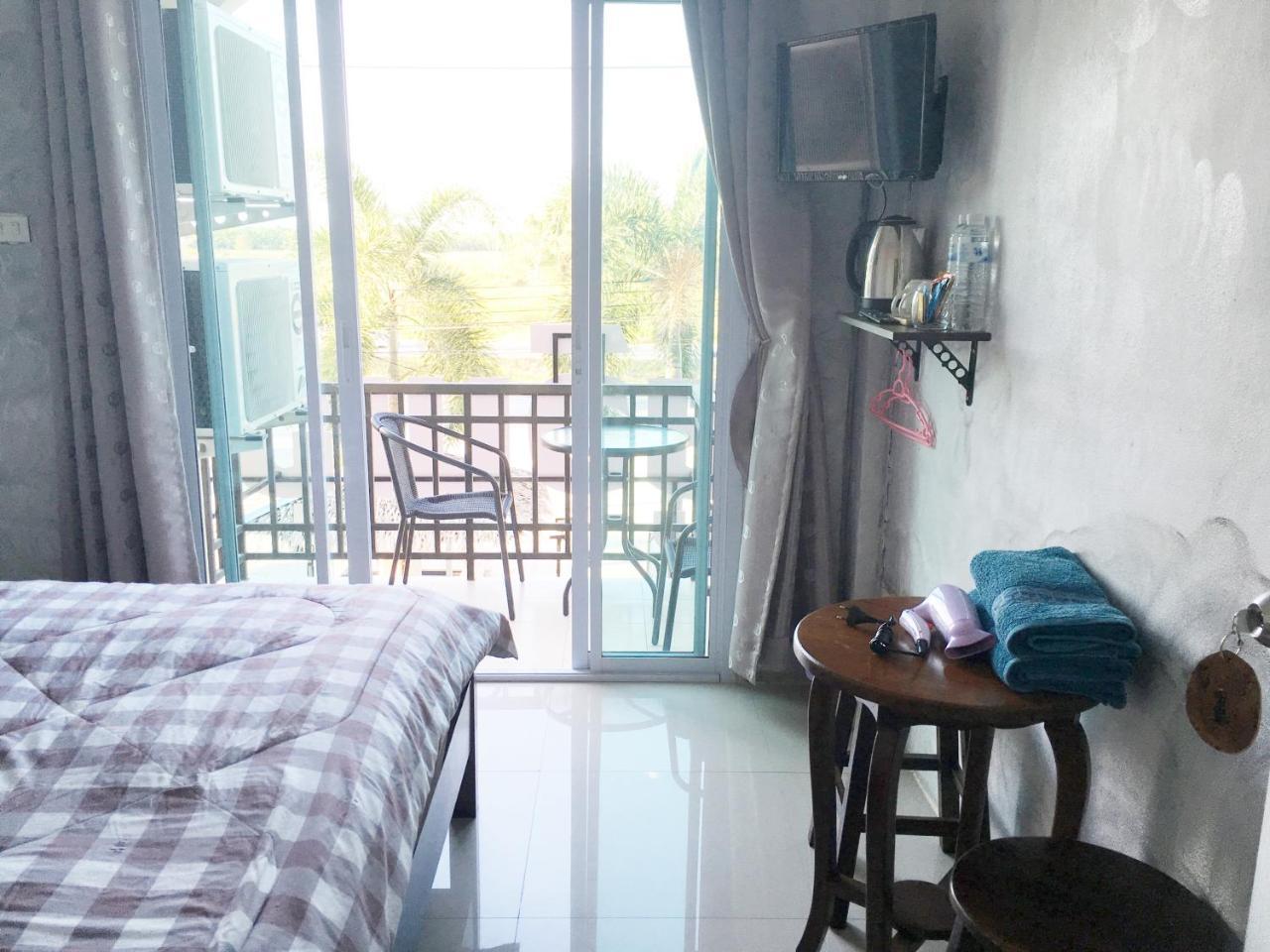 You In House Urt Surathani Airport Surat Thani Ngoại thất bức ảnh